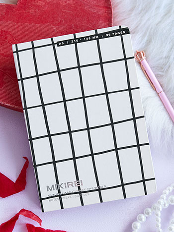 Εμπριμέ σημειωματάριο A5 EQ1019.A138+1