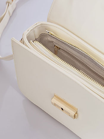 Τσάντα δερματίνης με μεταλλικό κούμπωμα SN1019.A226+1 φωτογραφία