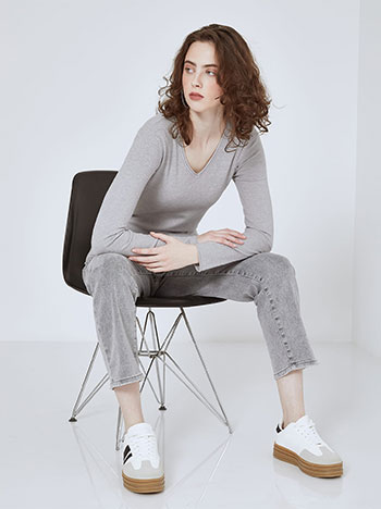 Πουλόβερ με αφινίριστες λεπτομέρειες SN1738.4003+2