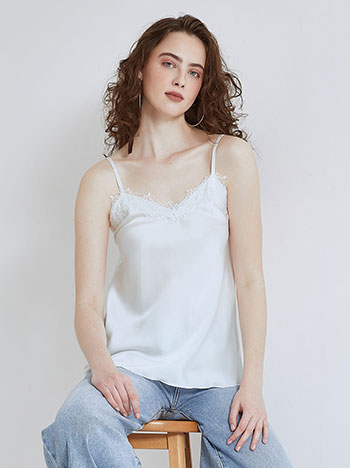 Lingerie με λεπτομέρειες δαντέλας SN8011.4073+3