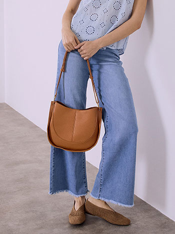 Τσάντα δερματίνης με διακοσμητικές ραφές SQ1019.A231+2 φωτογραφία