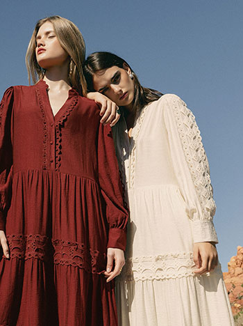 Φόρεμα με κεντήματα και βολάν SQ1376.8596+2