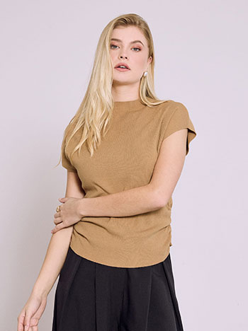 Πουλόβερ με σούρες στο πλάι SQ1556.4639+3