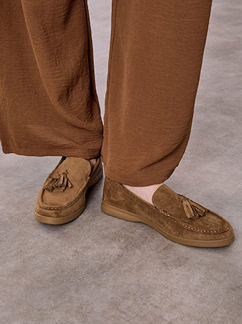 Μοκασίνια με φουντάκια SQ1697.A279+1