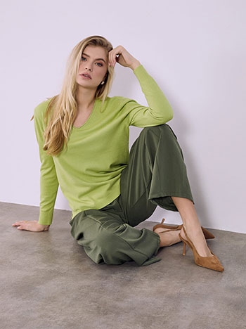 Πουλόβερ με γυριστή V λαιμόκοψη SQ1738.4821+6