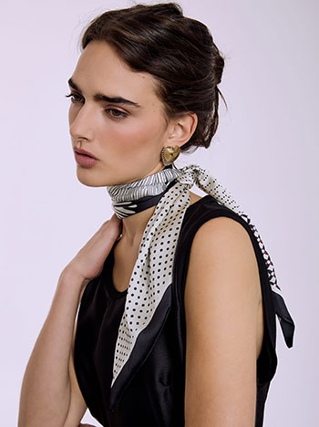 Μαντήλι εμπριμέ με πουά λεπτομέρειες SQ673.A470+2