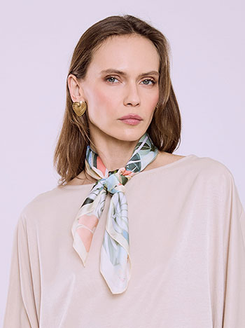 Μαντήλι σατέν εμπριμέ SQ673.A895+1