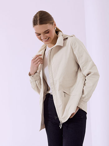 Μπουφάν μονόχρωμο με κουκούλα SQ7561.6016+2