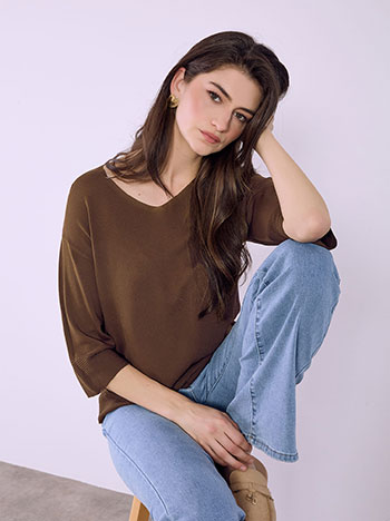 Μπλούζα με ανάγλυφες λεπτομέρειες SQ7572.4820+2