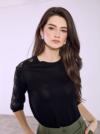 Μπλούζα με δαντέλα στο μανίκι SQ7572.4821+1