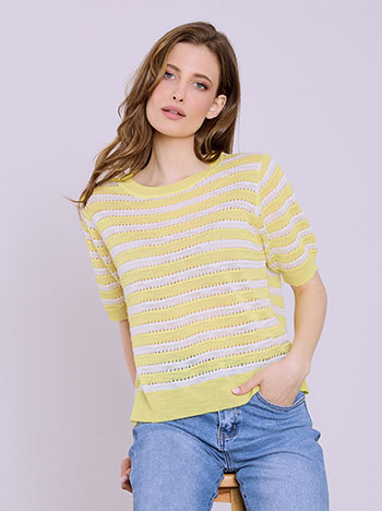 Μπλούζα με διάτρητες λεπτομέρειες SQ7583.4260+2