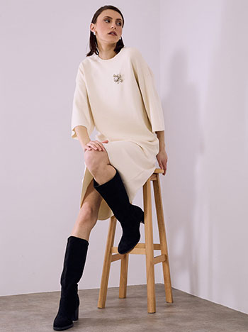 Φόρεμα πλεκτό μίνι με καρφίτσα SQ7583.8066+4 φωτογραφία