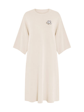 Φόρεμα πλεκτό μίνι με καρφίτσα SQ7583.8066+4 φωτογραφία