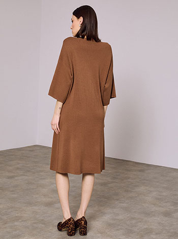 Φόρεμα πλεκτό μίνι με καρφίτσα SQ7583.8066+2 φωτογραφία