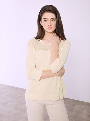 Μπλούζα με διάτρητες λεπτομέρειες SQ7616.4552+4