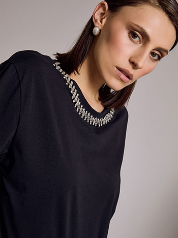 T-shirt με πέτρες strass στη λαιμόκοψη SQ7642.4116+2