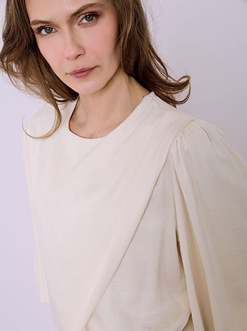 Μπλούζα σατέν με μανίκι καμπάνα SQ7732.4389+2 φωτογραφία