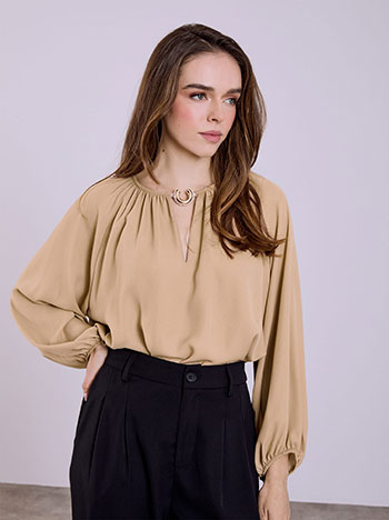 Μπλούζα με μεταλλικό διακοσμητικό SQ7732.4764+2