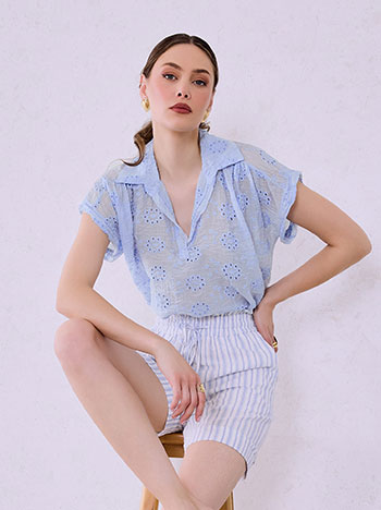 Τοπ κεντητό διάτρητο με γιακά SQ7751.4021+2