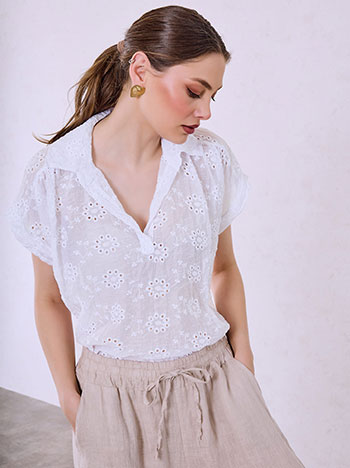 Τοπ κεντητό διάτρητο με γιακά SQ7751.4021+1