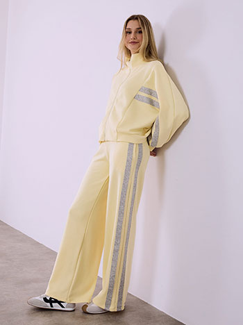 Σετ φόρμας με ρίγες SQ7880.0593+2 φωτογραφία