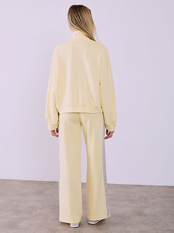 Σετ φόρμας με ρίγες SQ7880.0593+2 φωτογραφία