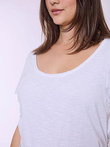 Celestino T-Shirt με Καμπύλη Στο Τελείωμα Sq9489 4163+1 Μπλούζες T-Shirts Γυναικεία Ρούχα Μόδα