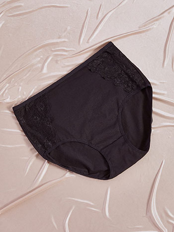 Σλιπ με λεπτομέρειες δαντέλας SQ9833.A120+3