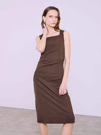 Φόρεμα με τετράγωνη λαιμόκοψη SQ9844.8132+2