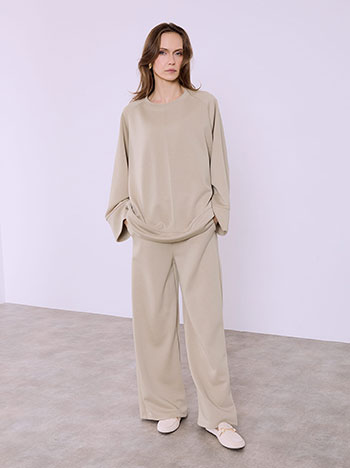 Σετ φόρμας σε άνετη γραμμή SQ9864.0937+3 φωτογραφία