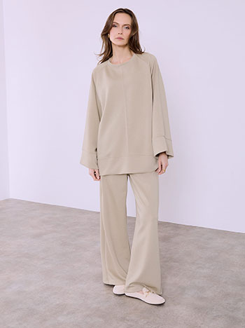 Σετ φόρμας σε άνετη γραμμή SQ9864.0937+3