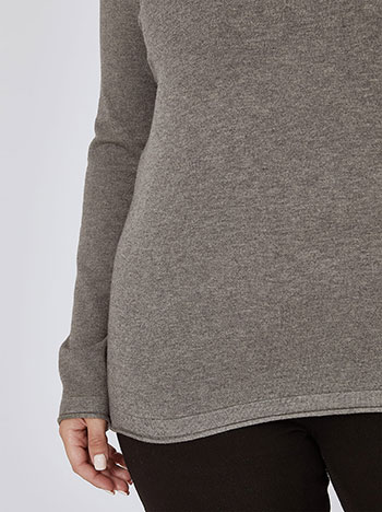 Πουλόβερ με αφινίριστες λεπτομέρειες WR7612.4320+3 φωτογραφία