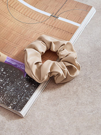 Celestino Λαστιχάκι μαλλιών δερματίνης WT1018.A084+2