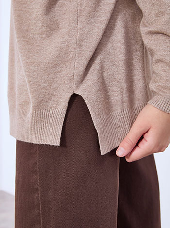 Ζιβάγκο ασύμμετρο με ανοίγματα στο πλάι WT1042.4325+3 φωτογραφία