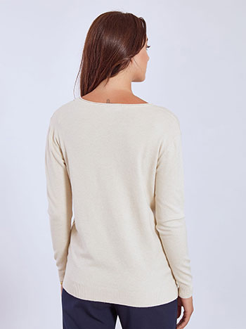 Πουλόβερ με ριπ λεπτομέρειες WT1042.4380+10 φωτογραφία