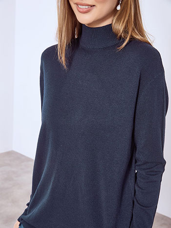 Πουλόβερ μονόχρωμο WT1042.4381+7 φωτογραφία