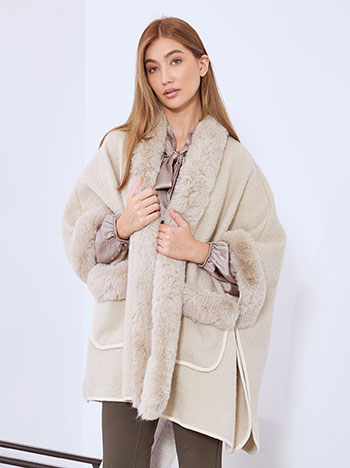 Παλτό μπουκλέ με λεπτομέρειες γούνας WT1430.7887+4