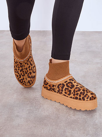 Μποτάκι με σουέντ όψη WT1605.A018+4