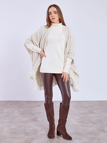 Κάπα με μεταλλιζέ λεπτομέρειες με μαλλί WT673.9906+3 φωτογραφία