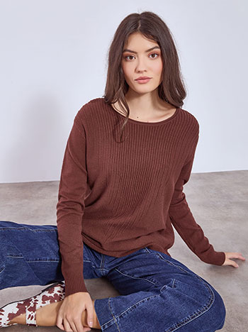 Πουλόβερ με ανάγλυφες λεπτομέρειες WT7572.4308+3