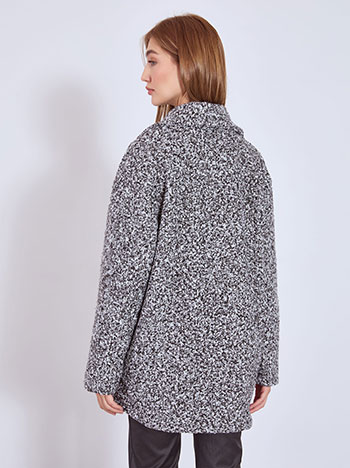 Παλτό μπουκλέ με τσέπες WT7587.7139+2 φωτογραφία