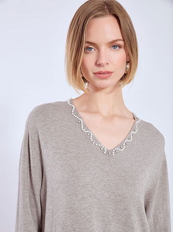 Φόρεμα πλεκτό μίντι με πέρλες WT7642.8627+3 φωτογραφία