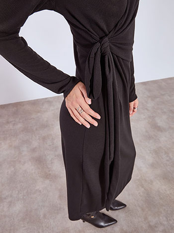 Φόρεμα κρουαζέ με δέσιμο μίντι WT7732.8476+1 φωτογραφία