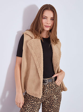 Γιλέκο με μπουκλέ λεπτομέρειες WT7743.5773+3