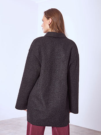 Παλτό μονόχρωμο χνουδωτό WT7880.7728+1 φωτογραφία