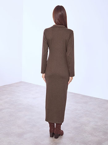 Φόρεμα μάξι με διακοσμητικά κουμπιά WT7880.8911+6 φωτογραφία