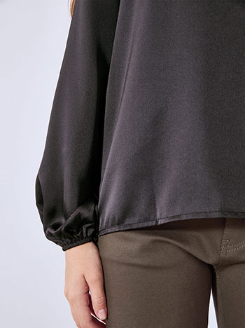 Μπλούζα σατέν με δέσιμο WT8011.4863+1 φωτογραφία