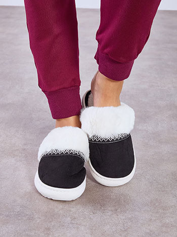 Παντόφλες με σουέντ όψη και γούνα WT9925.A318+1