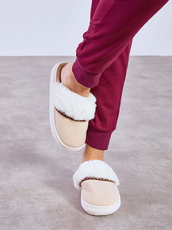 Παντόφλες με σουέντ όψη και γούνα WT9925.A318+3