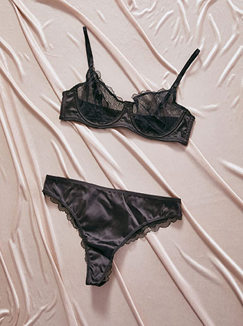 Σετ εσωρούχων με ημιδιάφανες λεπτομέρειες WT9932.0815+1